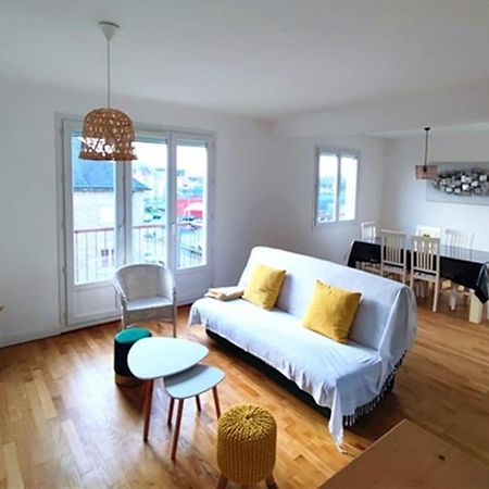 Appartement 76M2 Lumineux Centre Ville Garage Prive 3Ieme Etage Sans Ascenseur Fougères Kültér fotó